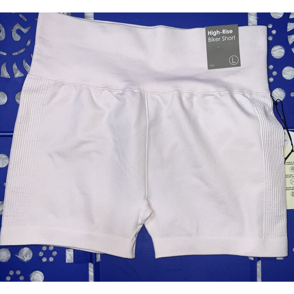 Women's Biker Shorts Athletic Shorts Forever 21®️ Size-Large NWT